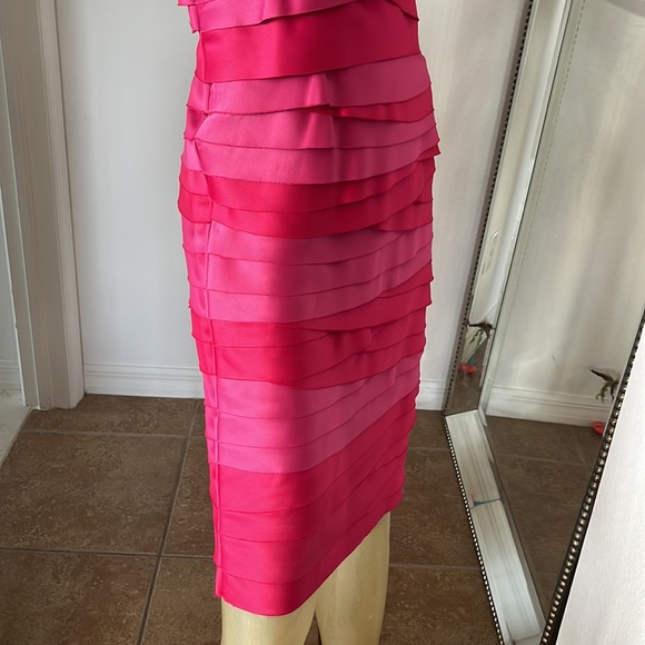 Gorgeous Nordstrom JS Collections Ribbon Bandage Dress NWOT - Picture 4 of 7